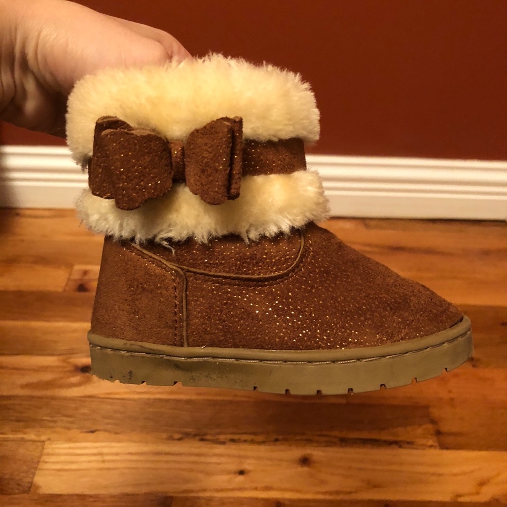 Toddler girl boots